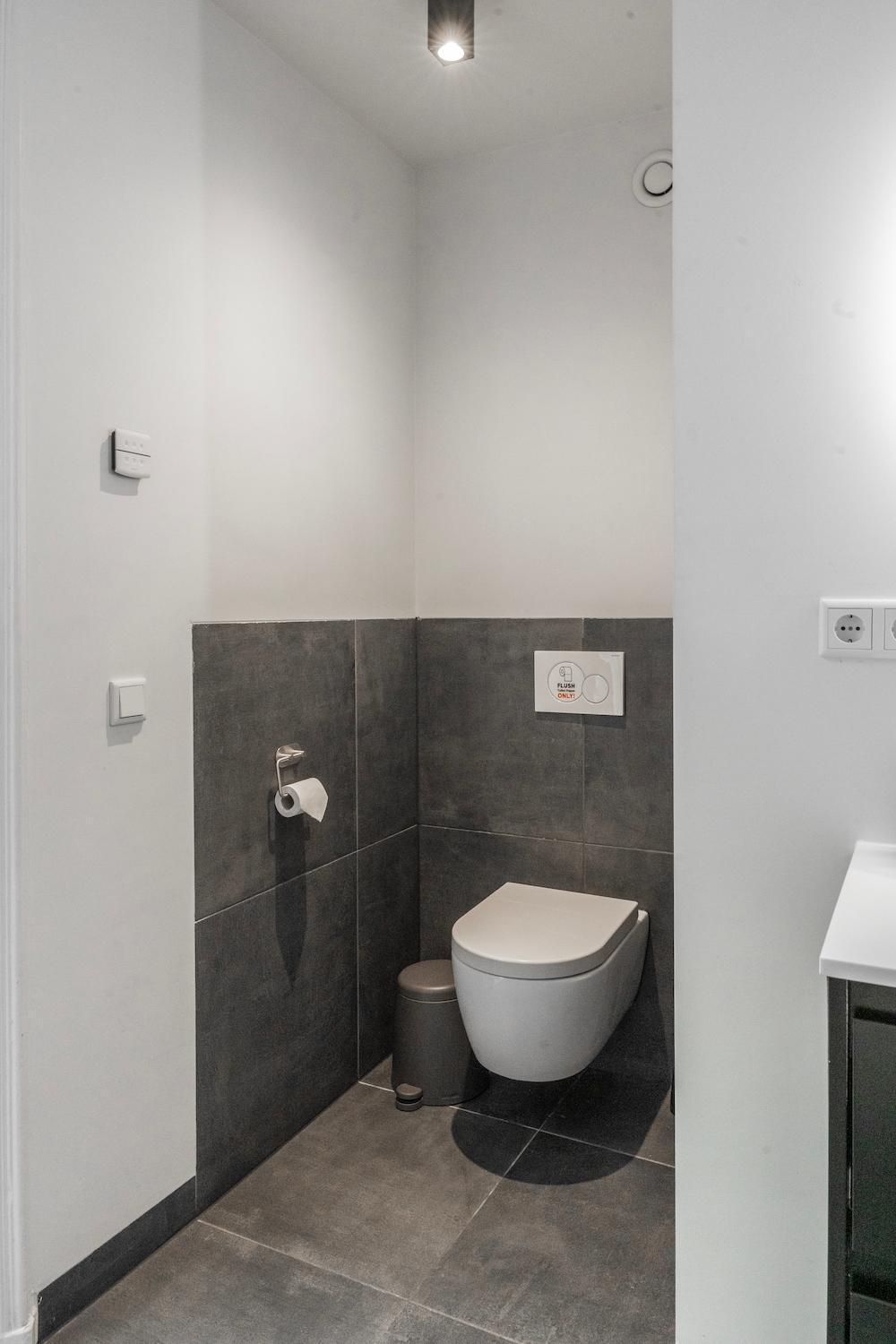 Xxl Loft With Bath Located Stadsvilla Tilburg Exterior foto
