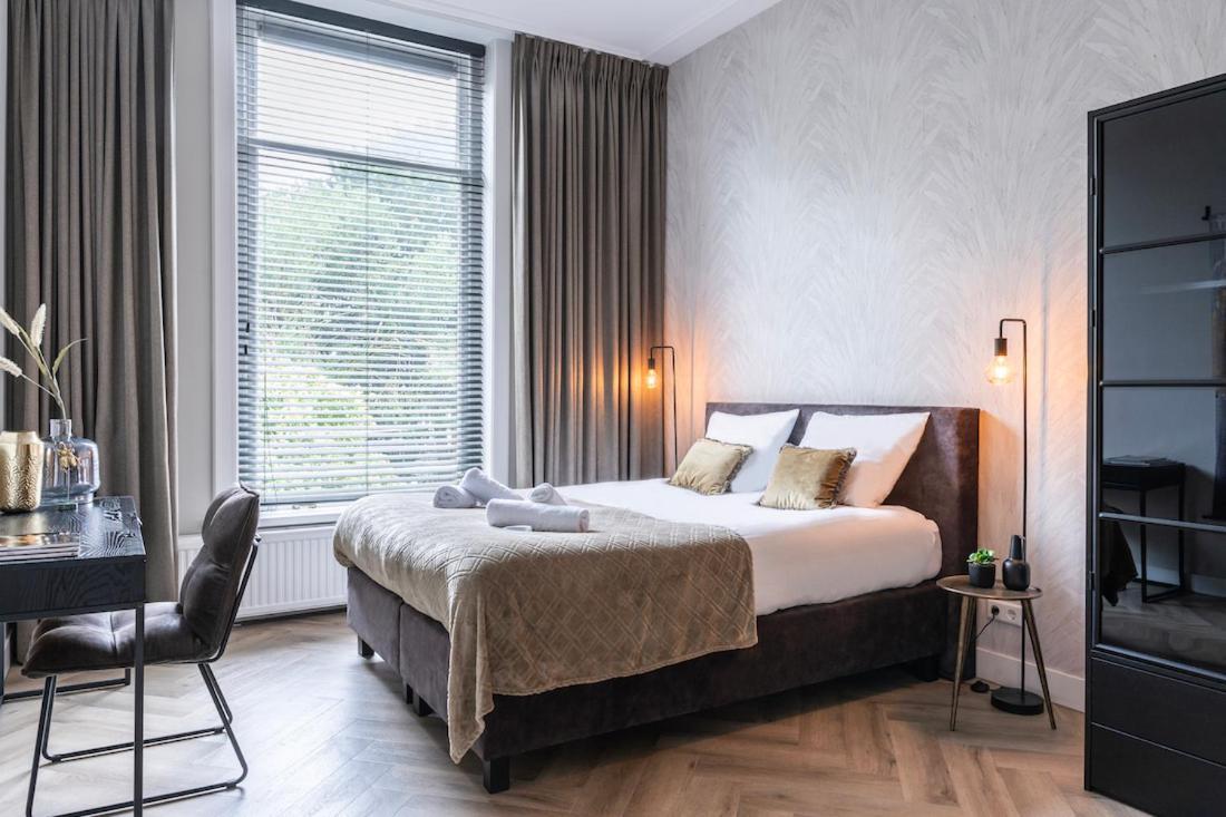 Xxl Loft With Bath Located Stadsvilla Tilburg Exterior foto