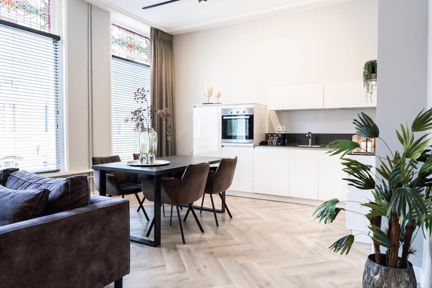 Xxl Loft With Bath Located Stadsvilla Tilburg Exterior foto