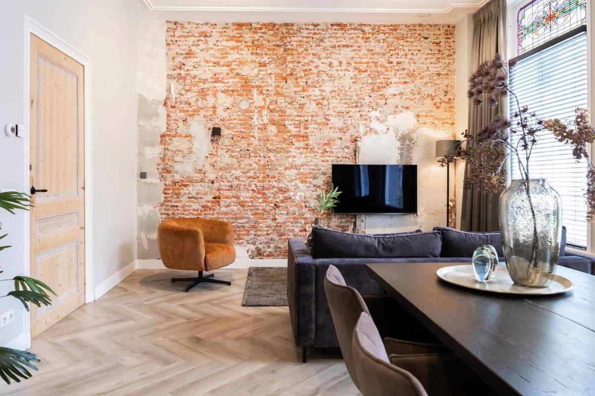 Xxl Loft With Bath Located Stadsvilla Tilburg Exterior foto